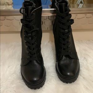 Steve Madden Black booties